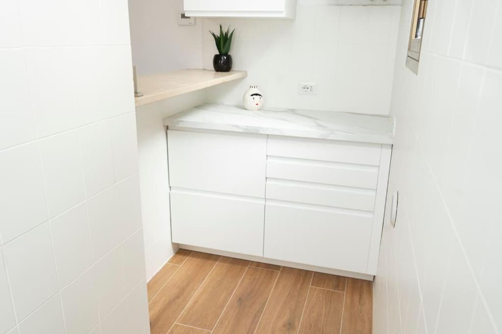 Lo3 • Navigli Chic Apartment • Milaan Buitenkant foto