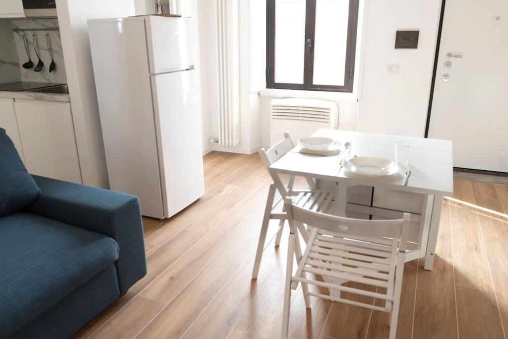 Lo3 • Navigli Chic Apartment • Milaan Buitenkant foto